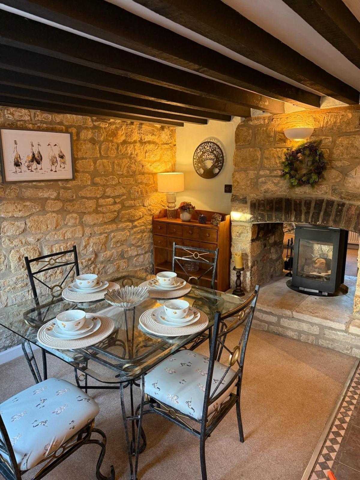 Broadlands (Adults Only) Hotel Bourton-on-the-Water Bagian luar foto