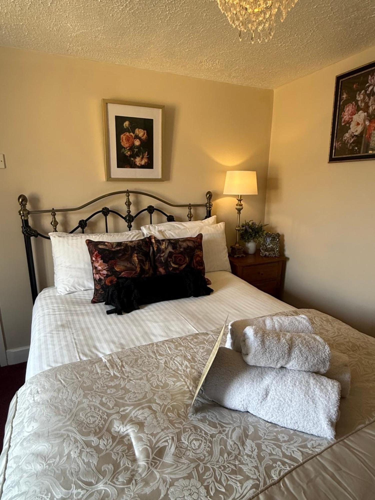 Broadlands (Adults Only) Hotel Bourton-on-the-Water Bagian luar foto