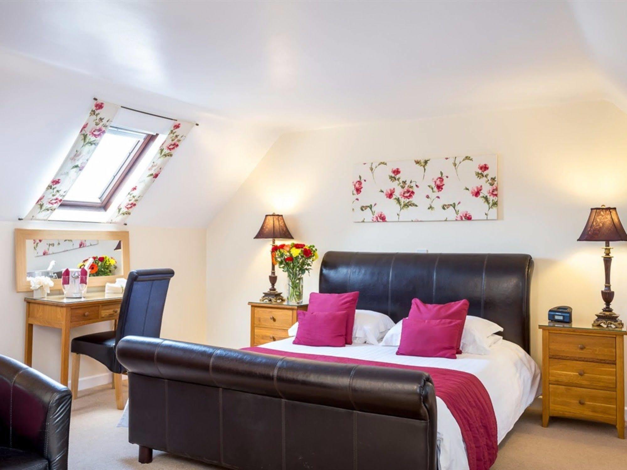 Broadlands (Adults Only) Hotel Bourton-on-the-Water Bagian luar foto